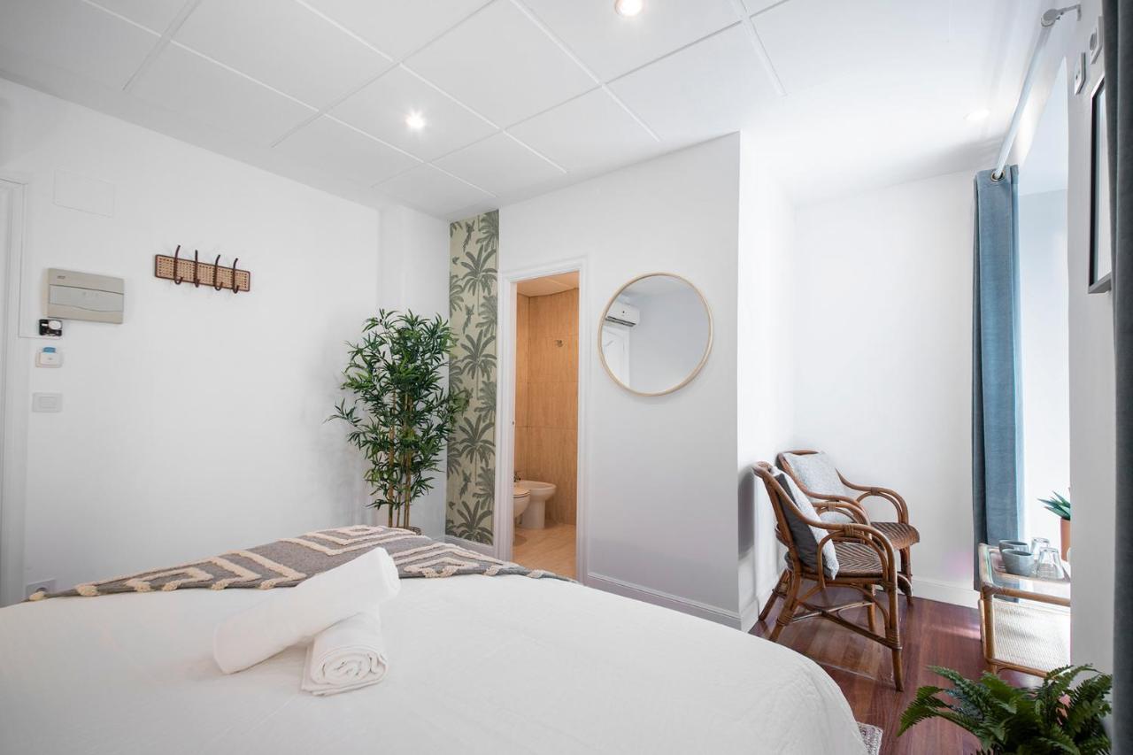 Marisol - Self Check-In Guesthouse - Adults Only San Sebastián Eksteriør billede