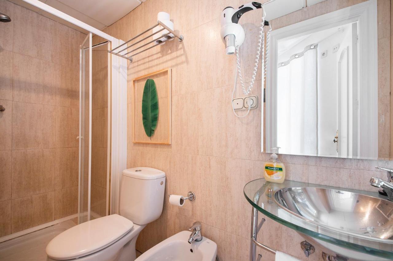 Marisol - Self Check-In Guesthouse - Adults Only San Sebastián Eksteriør billede